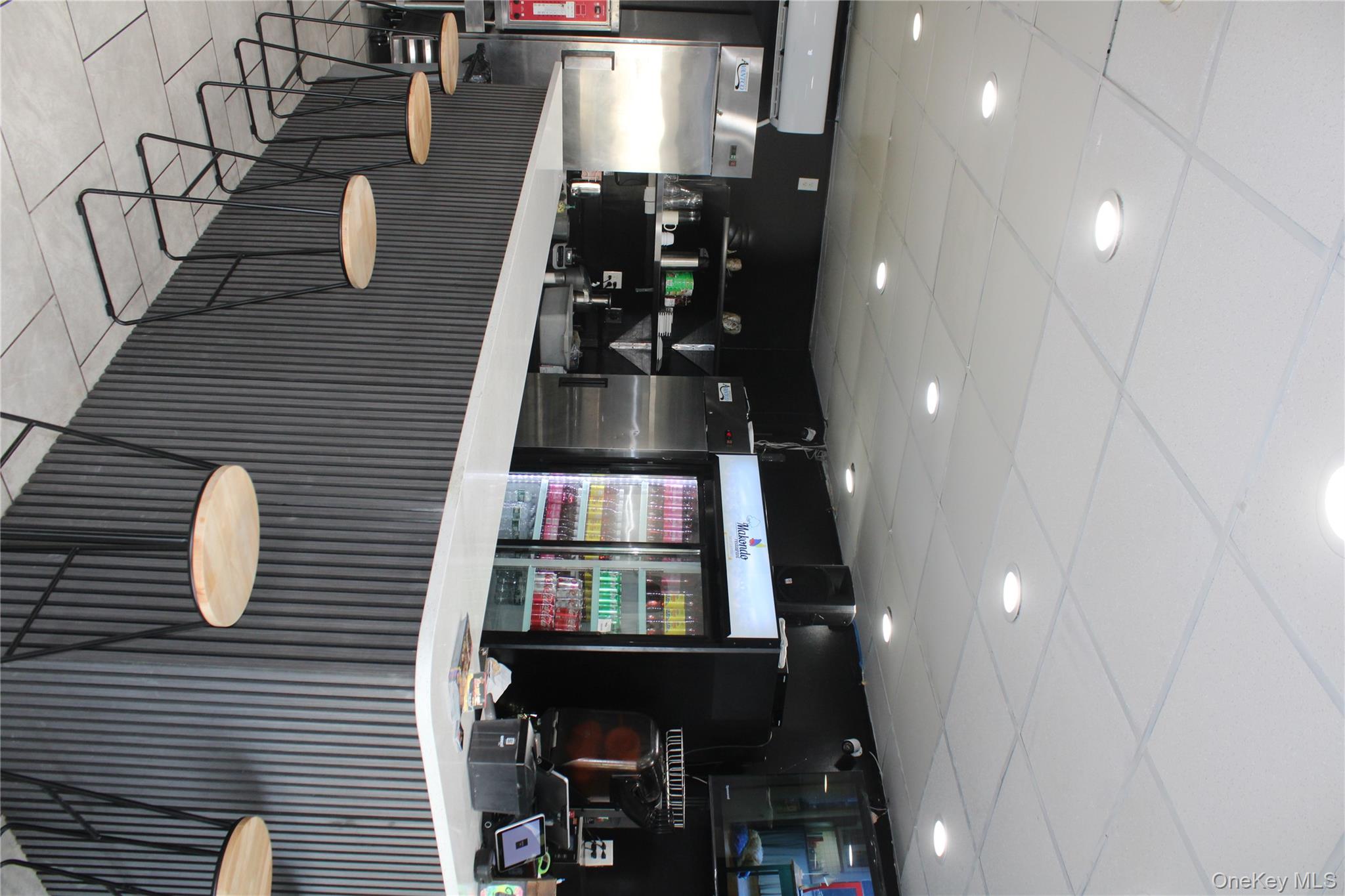 #5 photo, 140 Front St, Hempstead , NY 11550