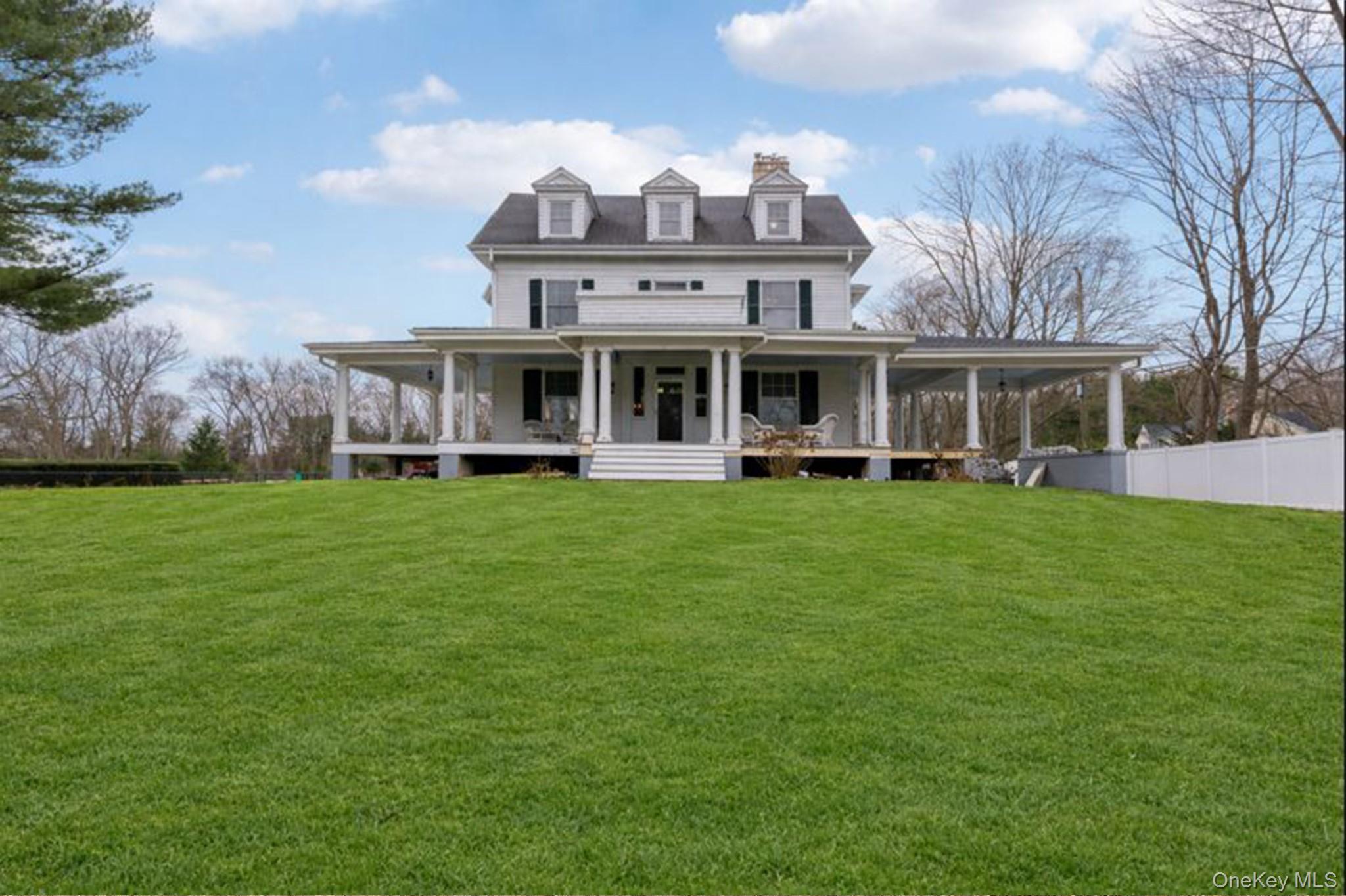 #1 photo, 397 Split Rock Road, स्योसेट Syosset , NY 11791