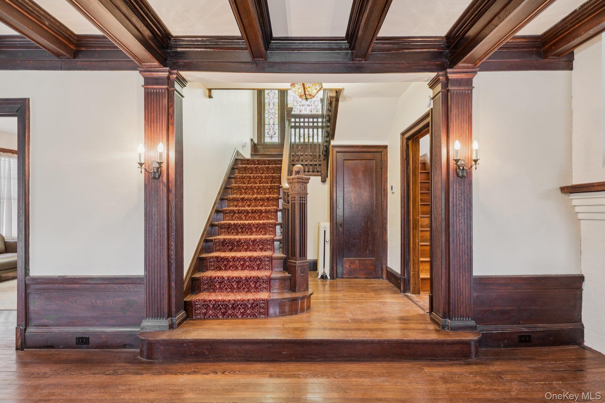 #10 photo, 397 Split Rock Road, स्योसेट Syosset , NY 11791