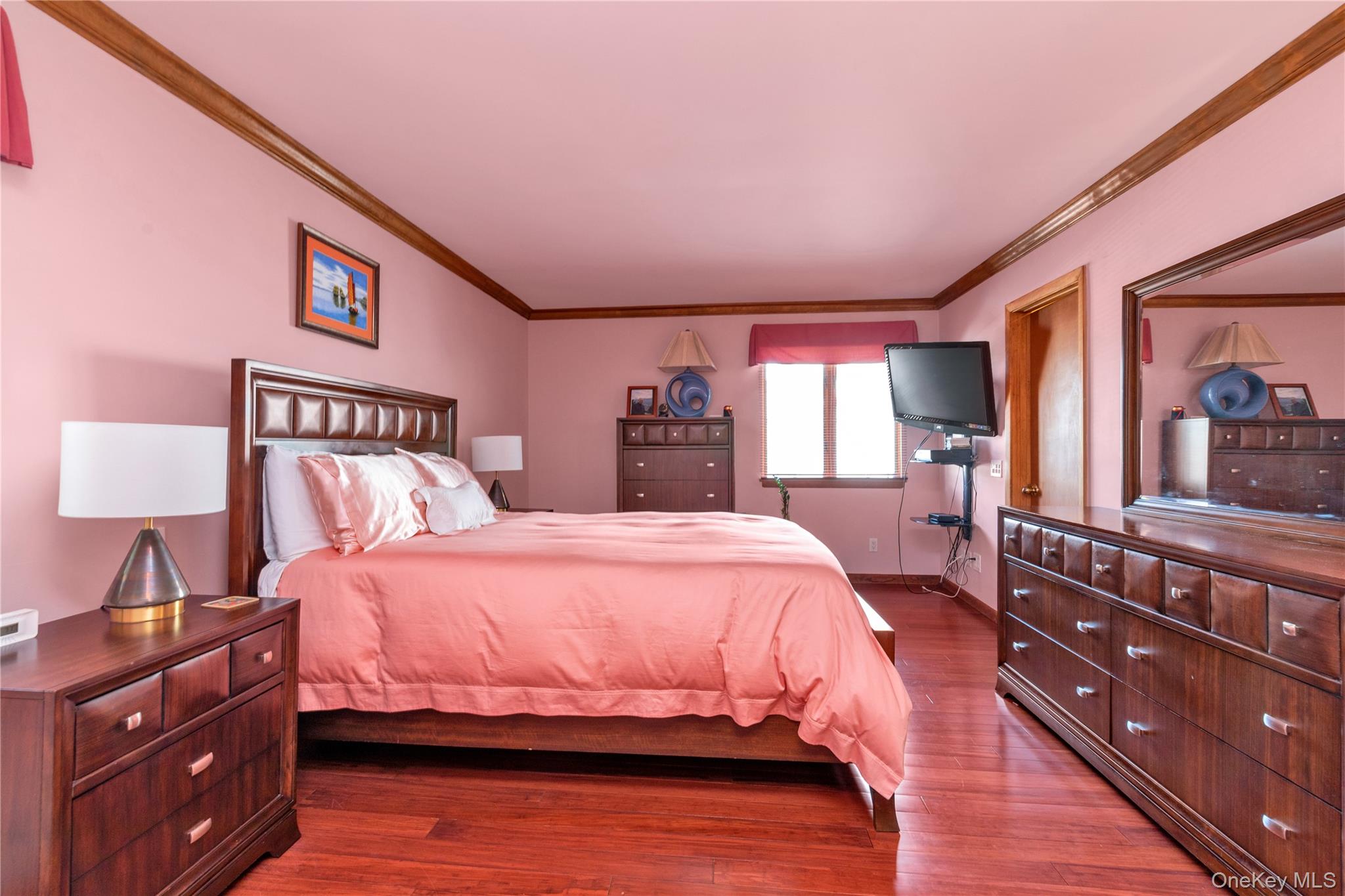 #10 photo, 51-10 Douglaston Parkway, कुईंस Douglaston , NY 11362