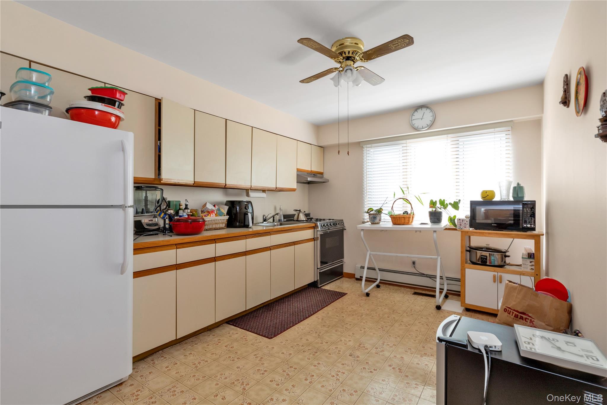 #17 photo, 51-10 Douglaston Parkway, कुईंस Douglaston , NY 11362