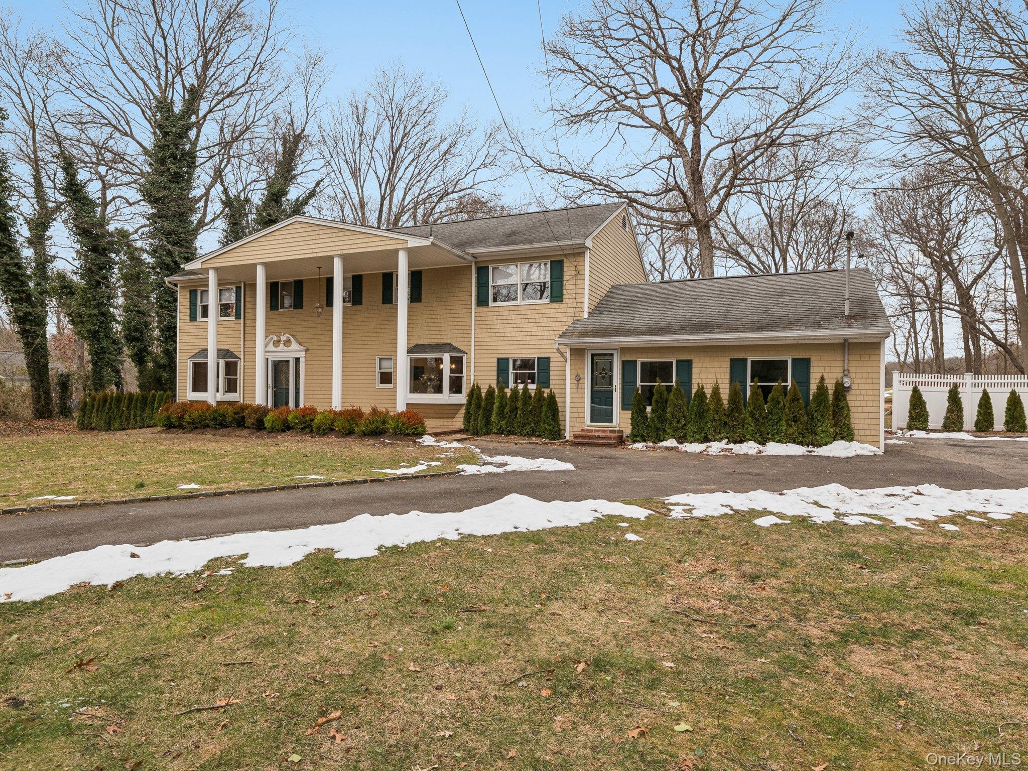 #1 photo, 5 Linda Court, Oyster Bay , NY 11771