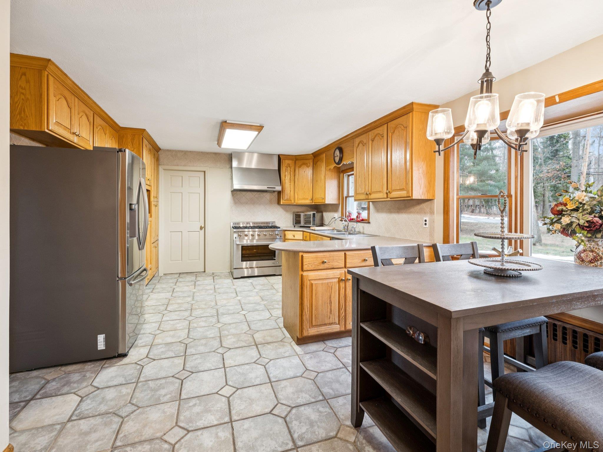 #14 photo, 5 Linda Court, Oyster Bay , NY 11771