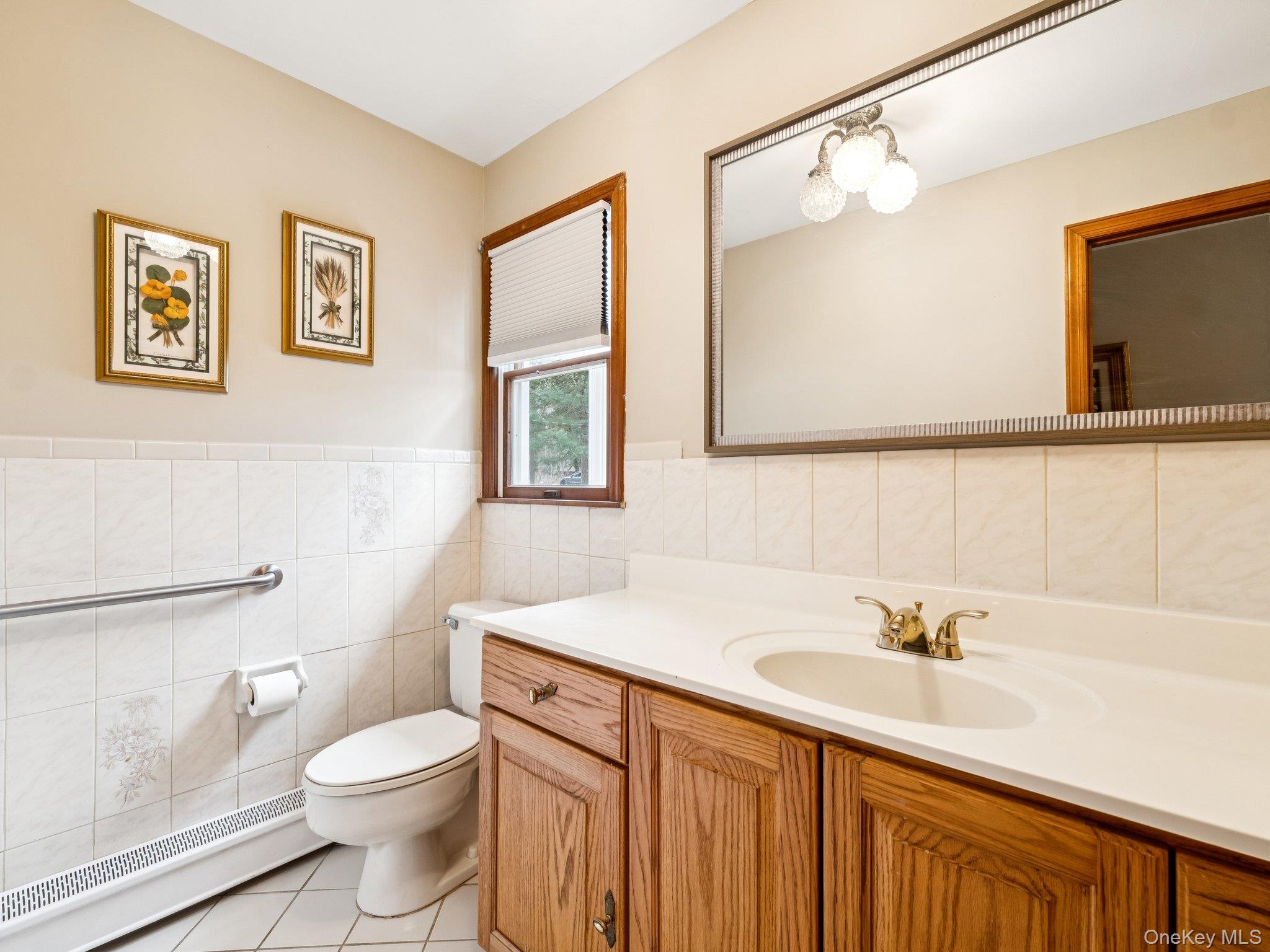 #20 photo, 5 Linda Court, Oyster Bay , NY 11771