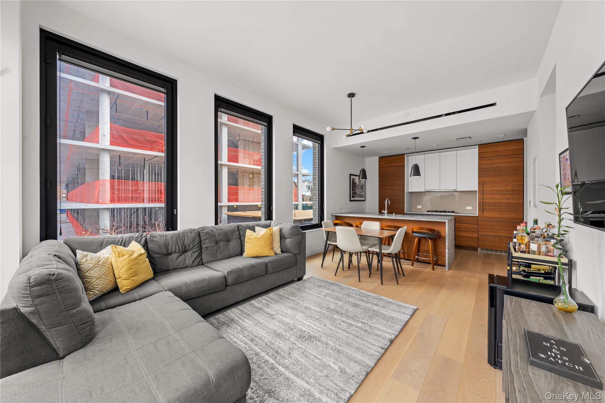 #7 photo, 21-21 31st Street, Astoria , NY 11105