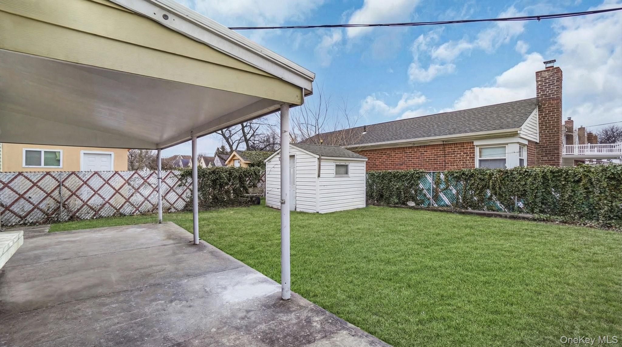 #5 photo, 8268 Little Neck Parkway, कुईंस Floral Park , NY 11004