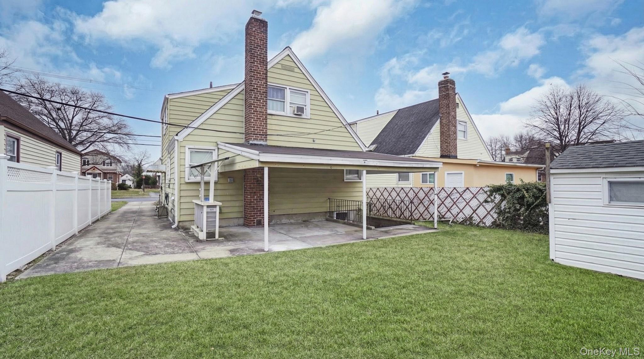 #6 photo, 8268 Little Neck Parkway, कुईंस Floral Park , NY 11004