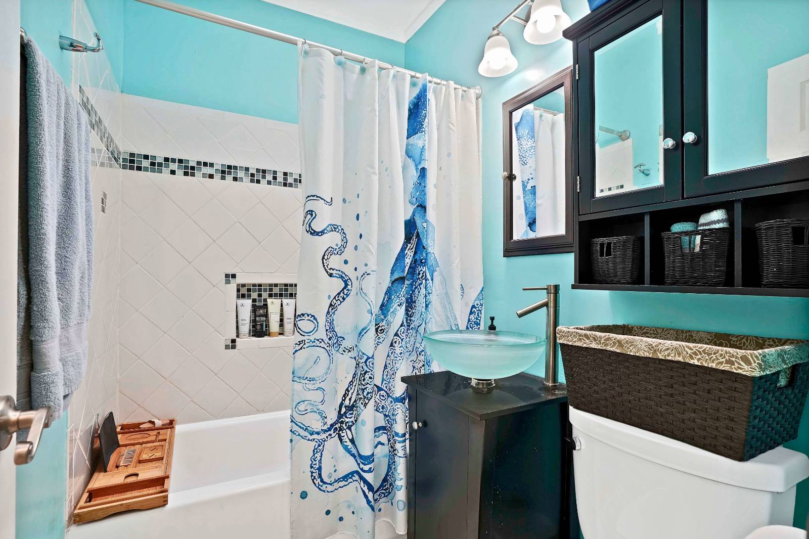 #23 photo, 6161 62nd, קווינס Middle Village , NY 11379