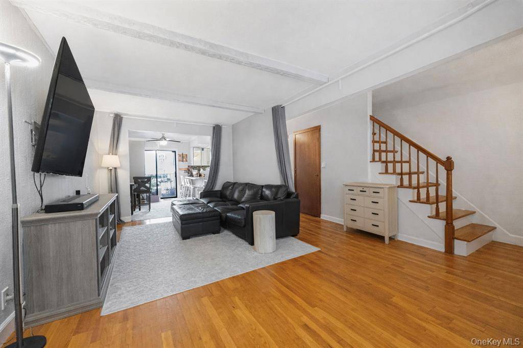 #8 photo, 120 Woodland Ave, Yonkers , NY 10703