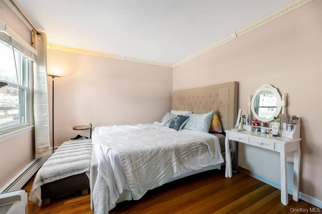 #9 photo, 120 Woodland Ave, Yonkers , NY 10703