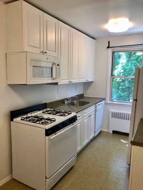 #6 photo, 157 White Plains Rd, #84A, Tarrytown , NY 10591