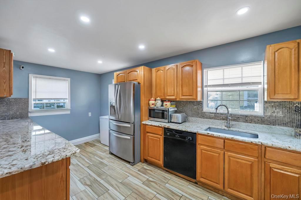 #11 photo, 69 E 8th Street, Huntington Station , NY 11746