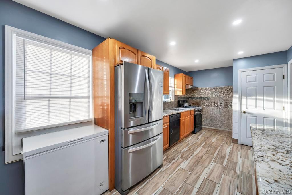 #12 photo, 69 E 8th Street, Huntington Station , NY 11746