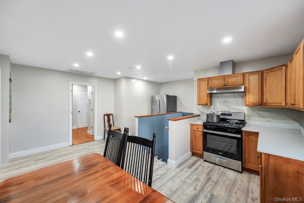 #15 photo, 69 E 8th Street, Huntington Station , NY 11746