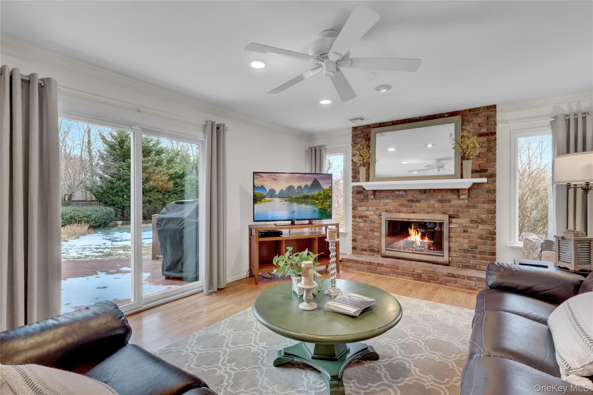 #20 photo, 6 Samuels Path, Miller Place , NY 11764