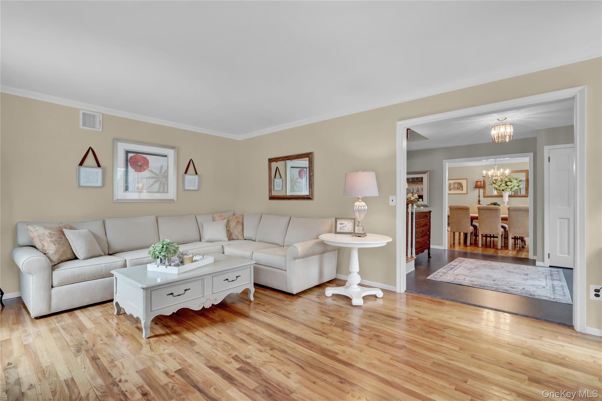 #7 photo, 6 Samuels Path, Miller Place , NY 11764