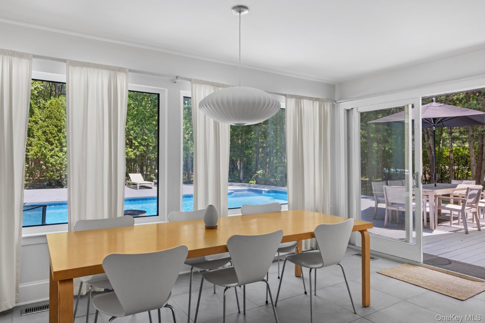 #8 photo, 24 Quogue Riverhead Road, Саффолк ‖ Quogue , NY 11959