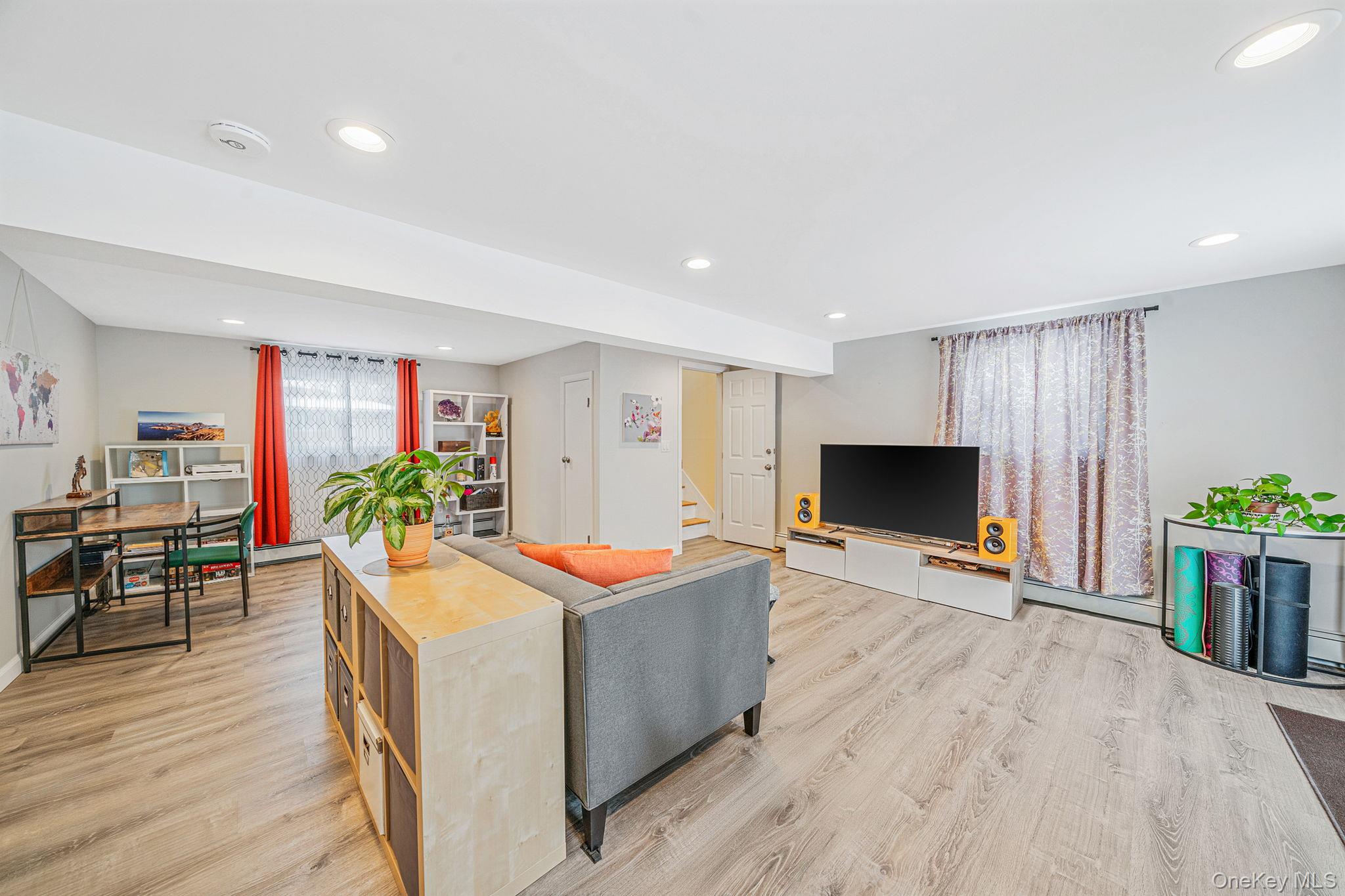 #17 photo, 1663 Claas Avenue, Holbrook , NY 11741