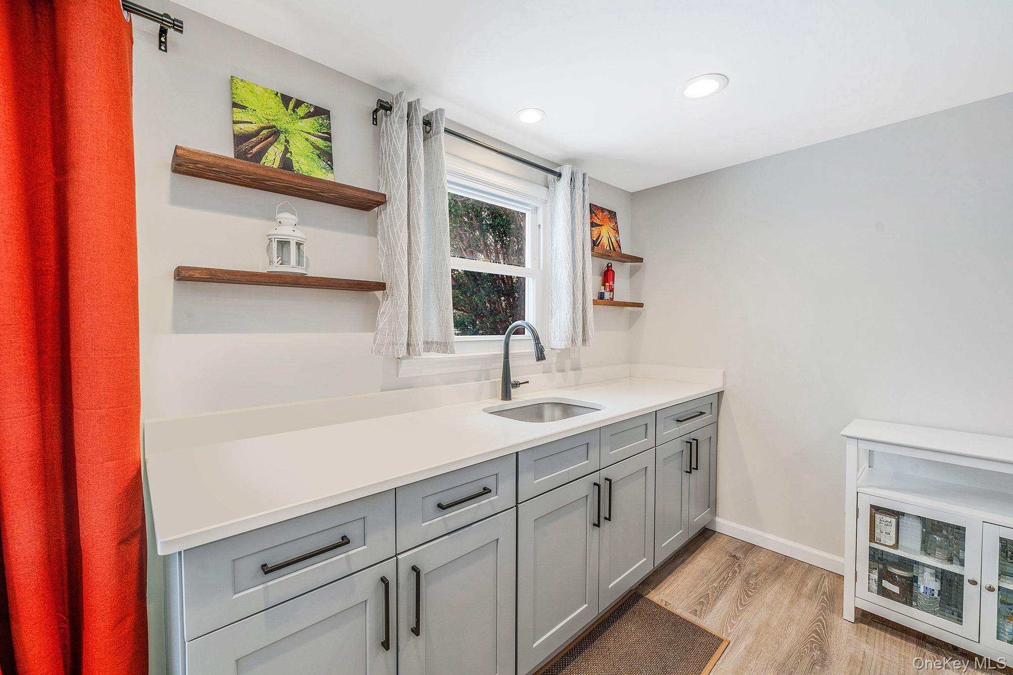 #18 photo, 1663 Claas Avenue, Holbrook , NY 11741