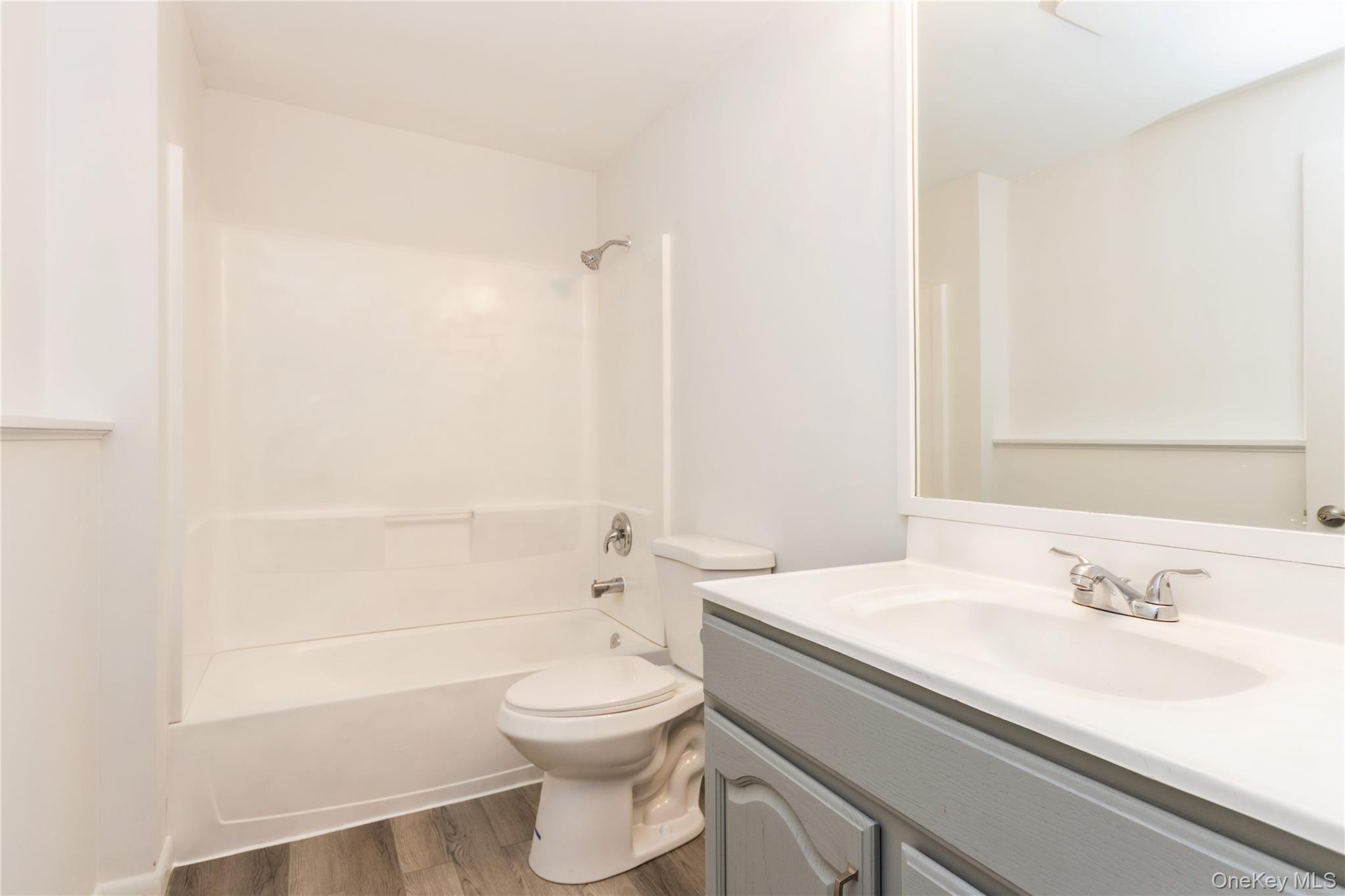 #4 photo, 20 Lake Road, Mahopac , NY 10541