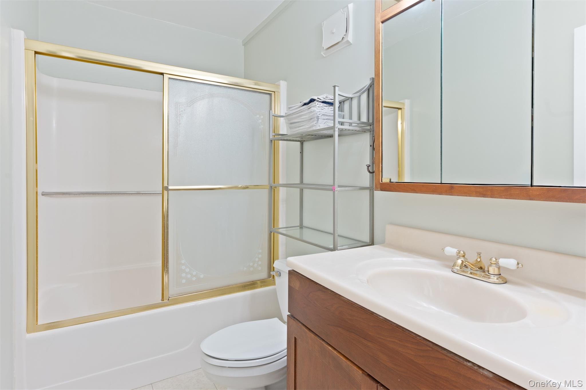 #17 photo, 18E Heritage Drive, New City , NY 10956