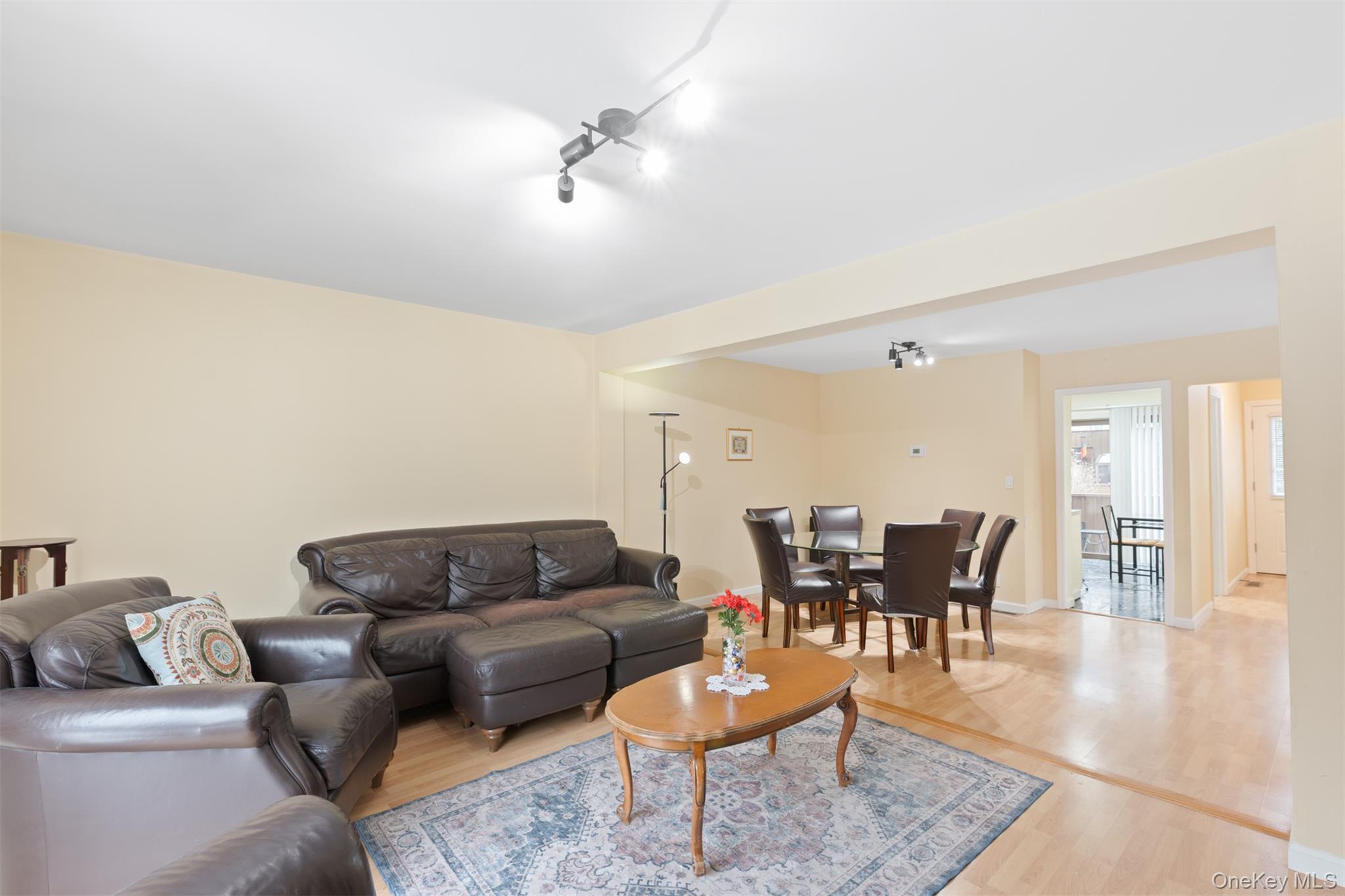 #6 photo, 18E Heritage Drive, New City , NY 10956