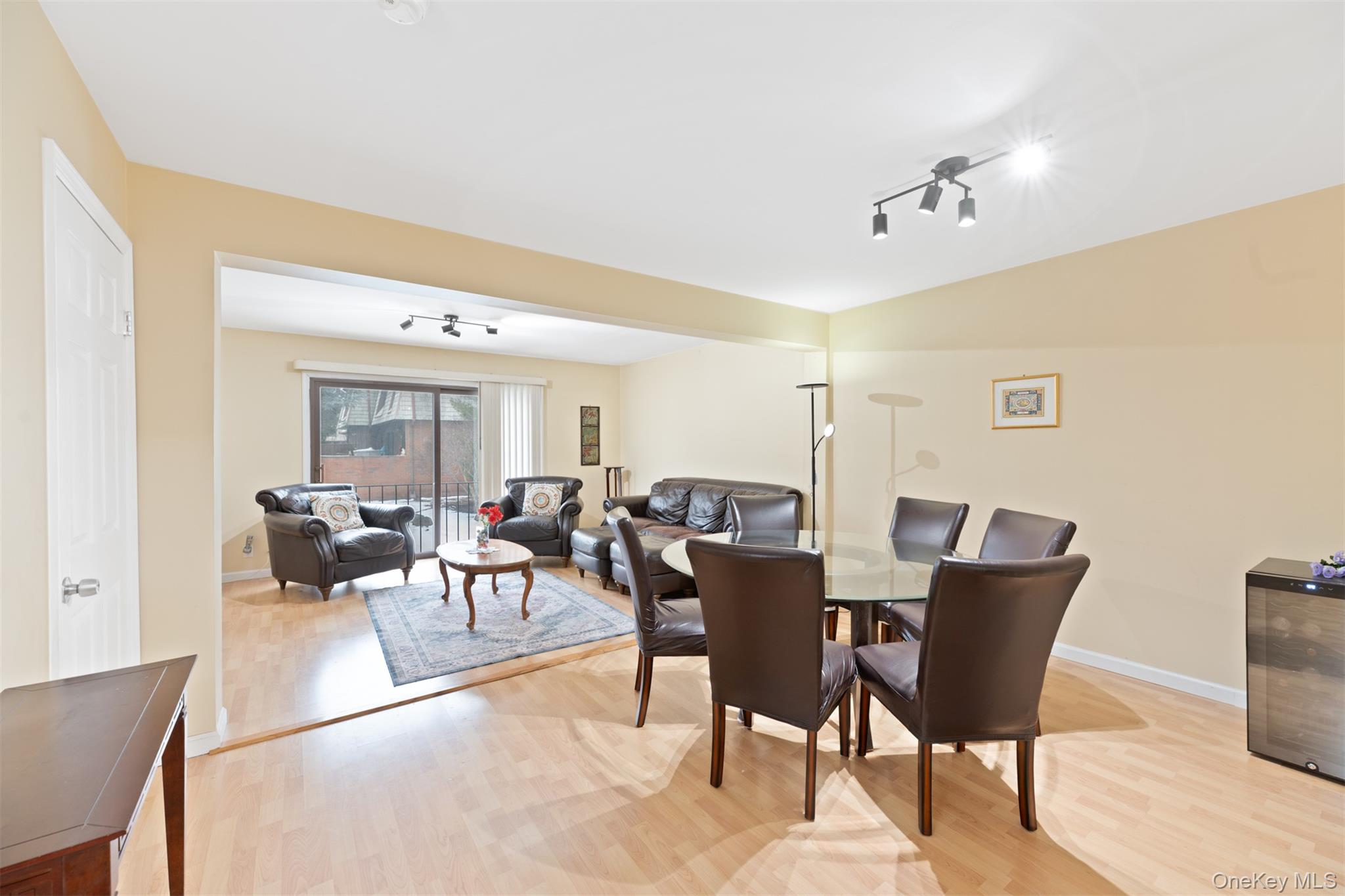 #8 photo, 18E Heritage Drive, New City , NY 10956