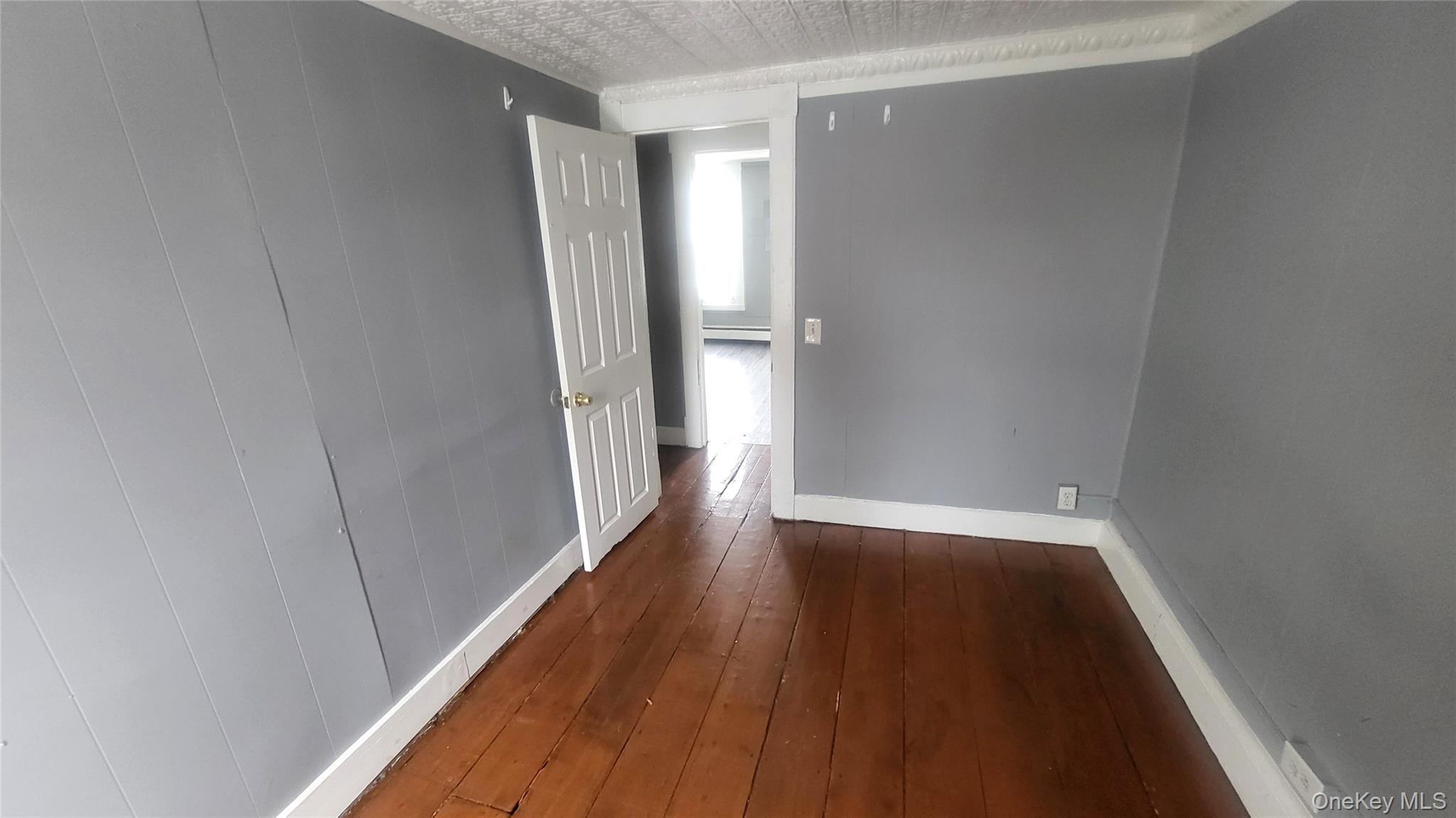 #11 photo, 164 Thompson Street, Poughkeepsie , NY 12601