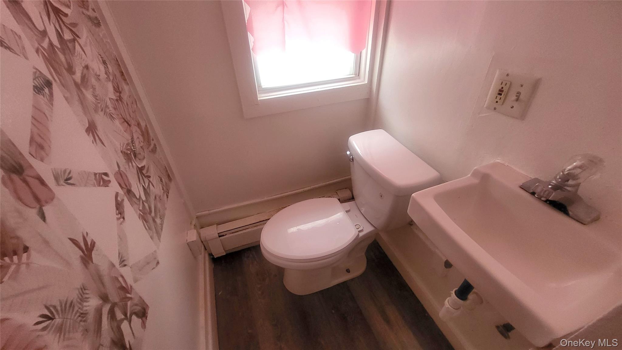 #16 photo, 164 Thompson Street, Poughkeepsie , NY 12601