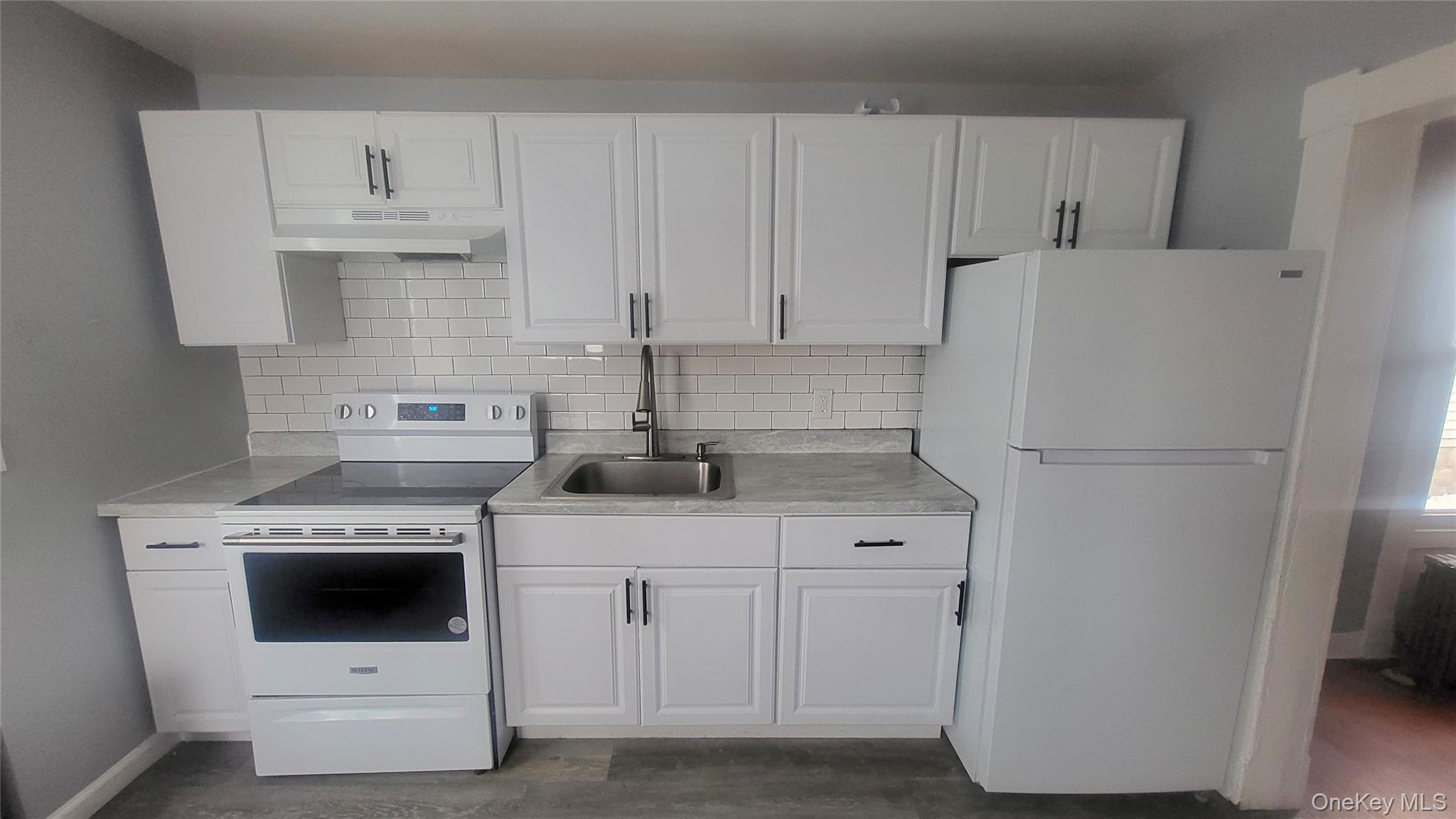 #3 photo, 164 Thompson Street, Poughkeepsie , NY 12601