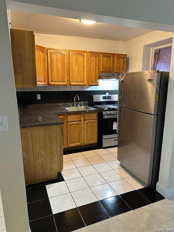 #16 photo, 80 Elliott Avenue, Yonkers , NY 10705