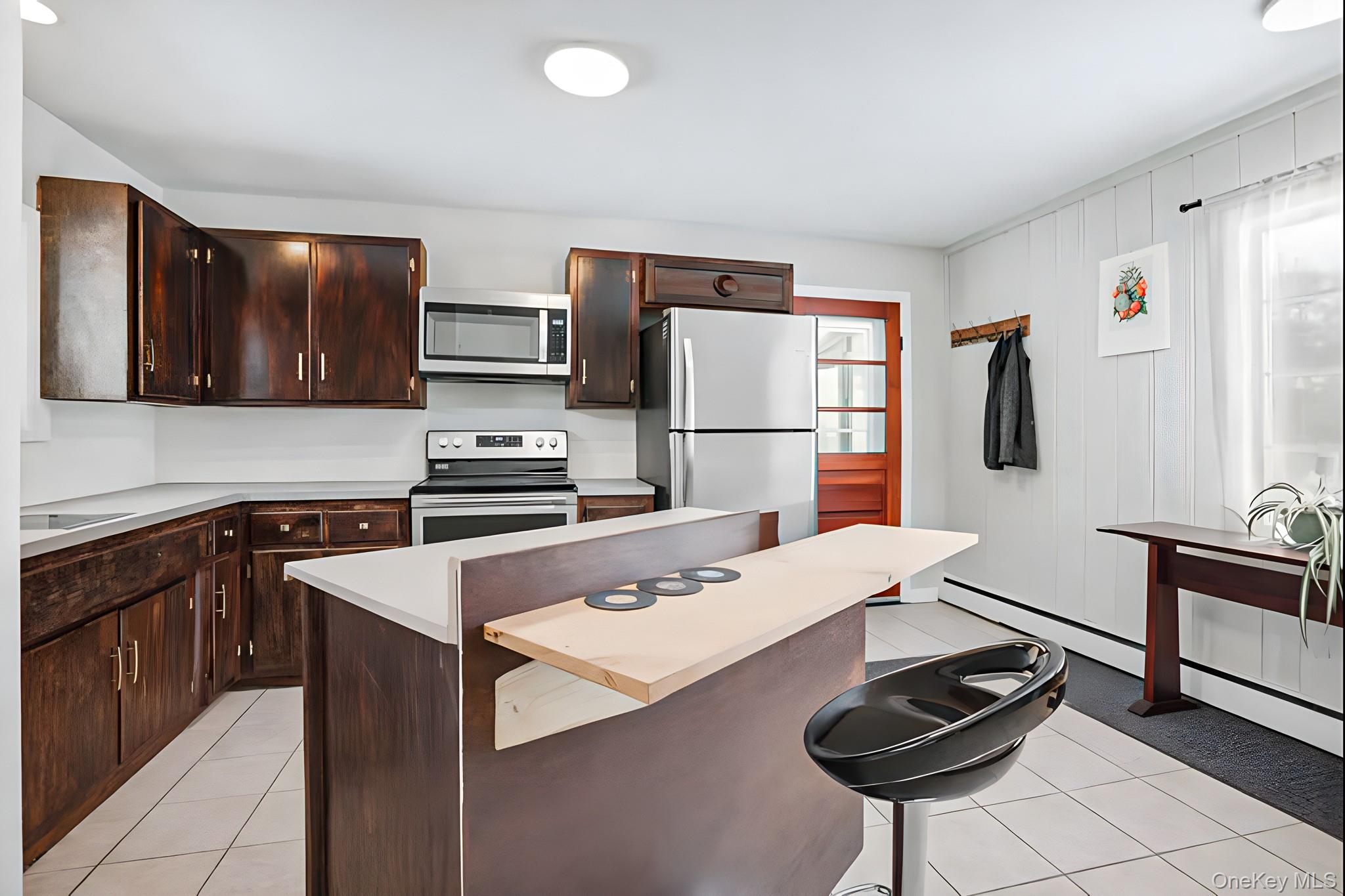 #6 photo, 25 Park Avenue, Poughkeepsie , NY 12603