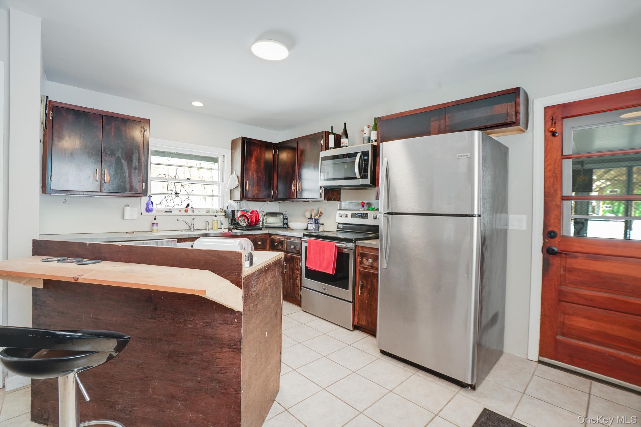 #8 photo, 25 Park Avenue, Poughkeepsie , NY 12603