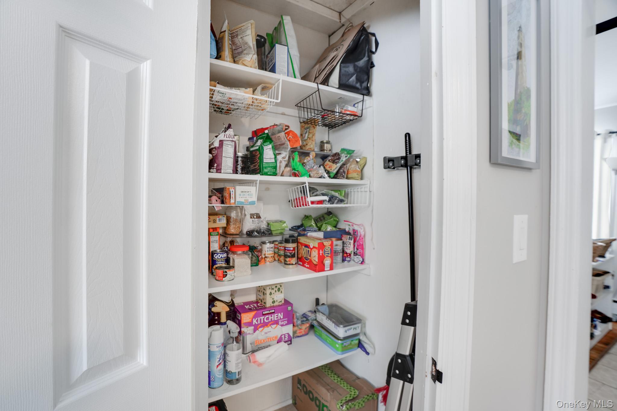 #9 photo, 25 Park Avenue, Poughkeepsie , NY 12603