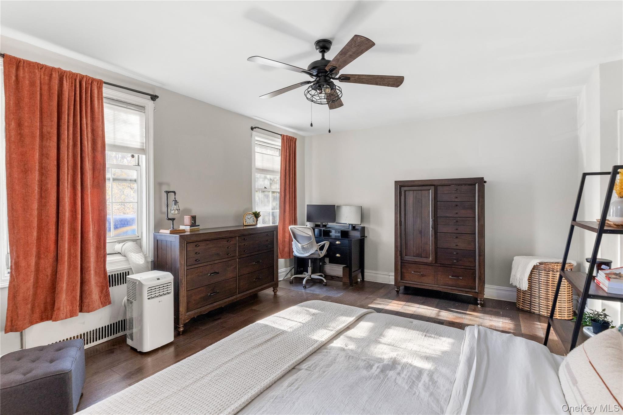 #11 photo, 117-01 Park, Kew Gardens , NY 11415