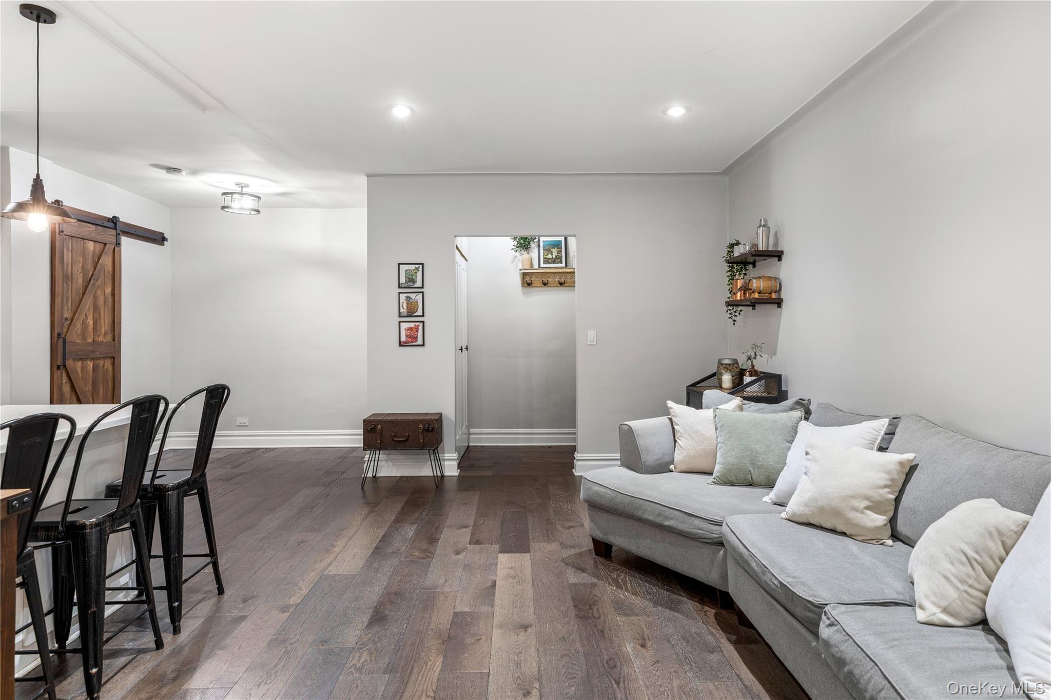 #7 photo, 117-01 Park, Kew Gardens , NY 11415