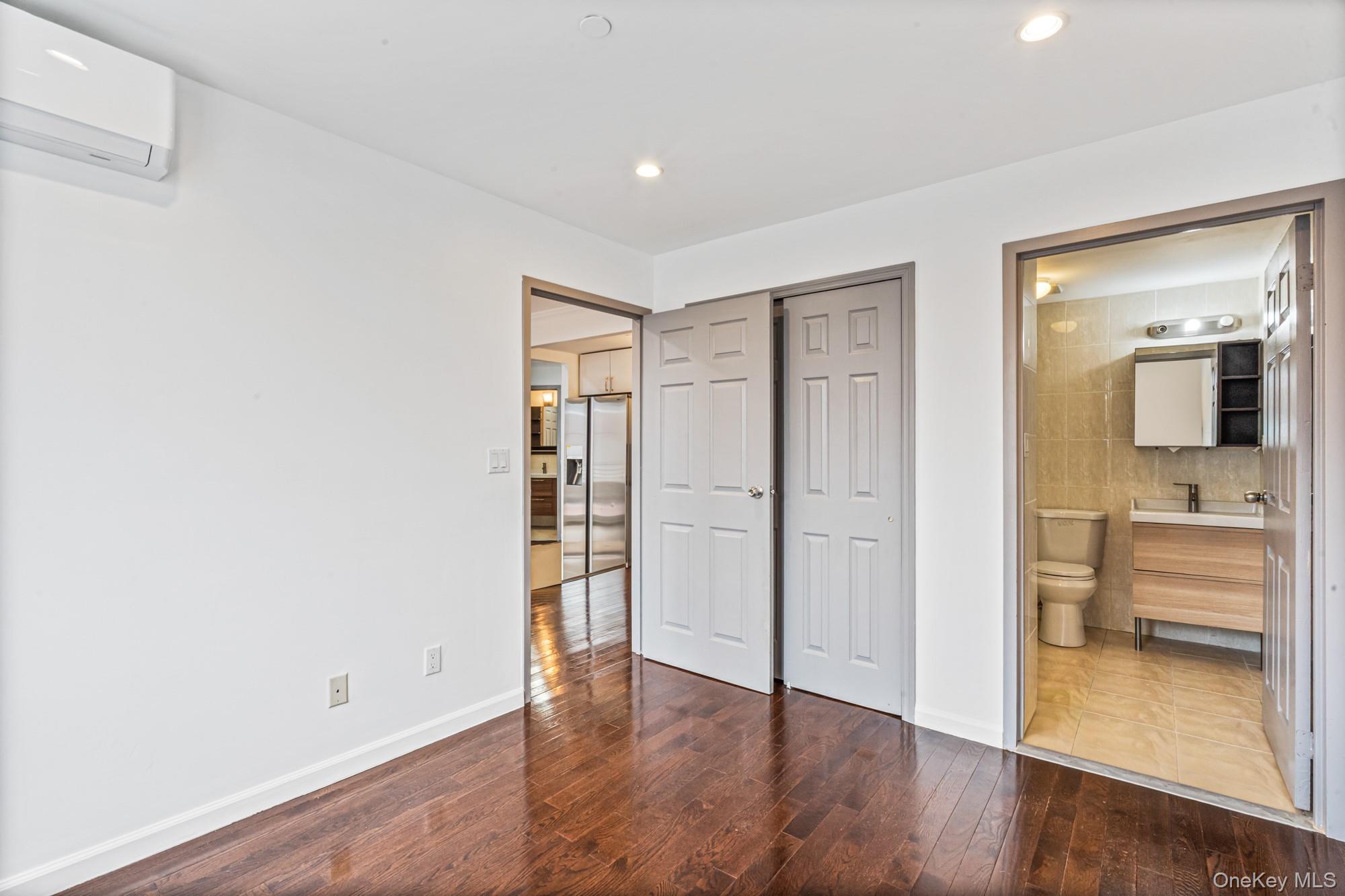 #10 photo, 8115 Queens Boulevard, Elmhurst , NY 11373