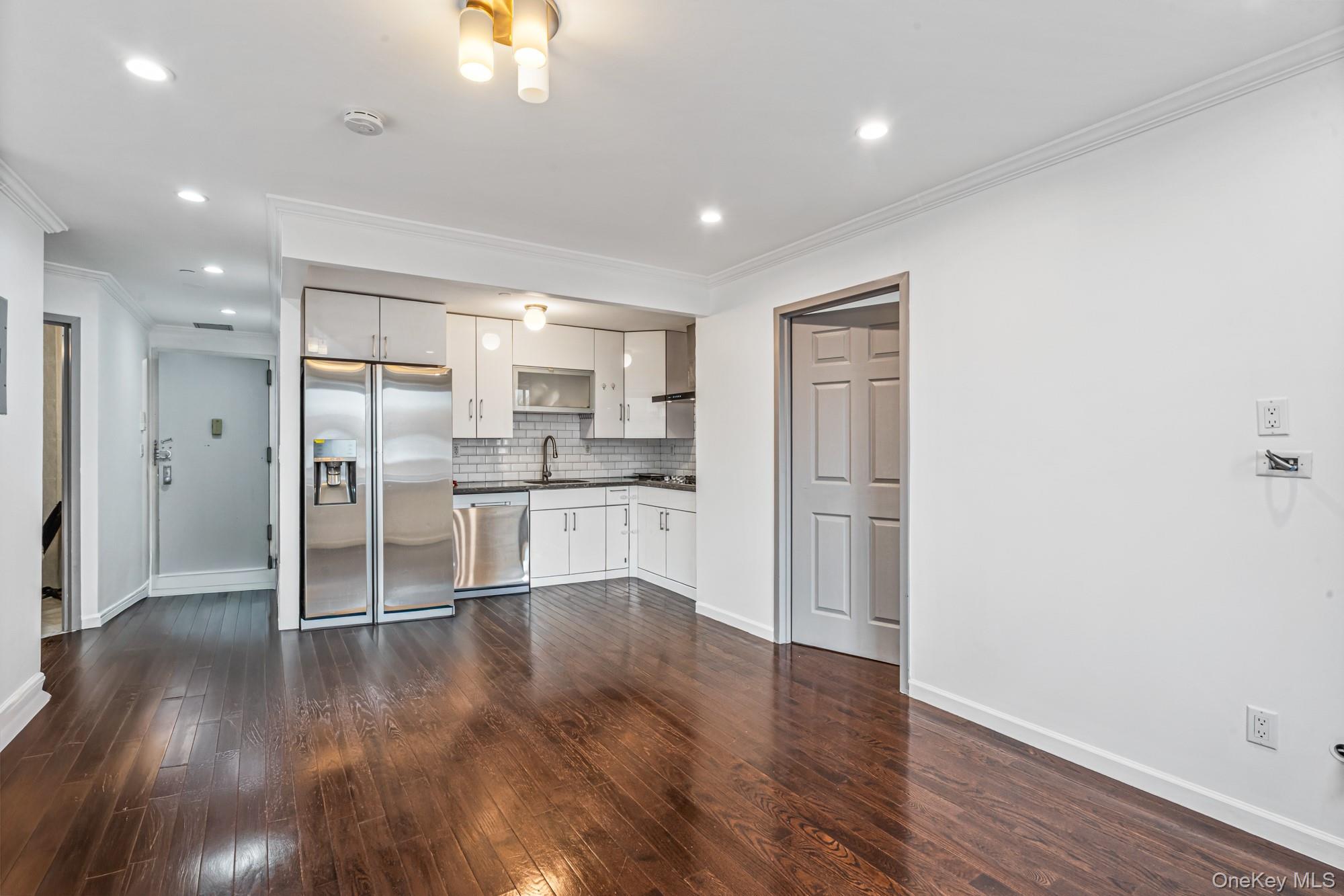 #7 photo, 8115 Queens Boulevard, Elmhurst , NY 11373