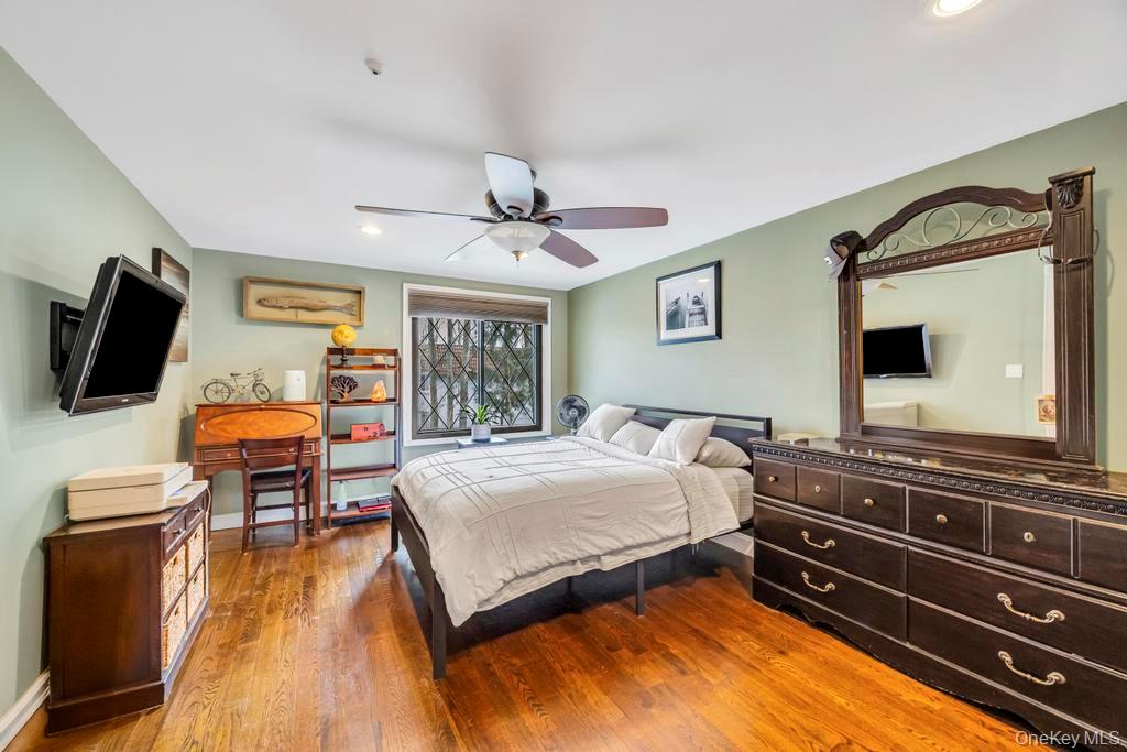 #15 photo, 211 Birchwood Road, Medford , NY 11763