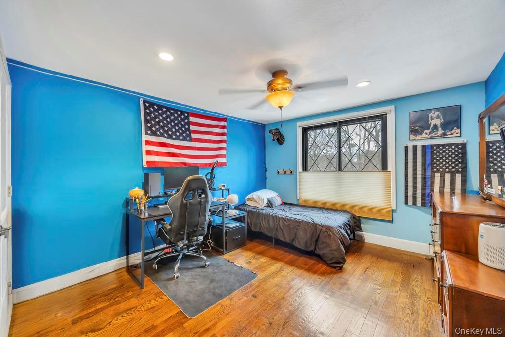 #16 photo, 211 Birchwood Road, Medford , NY 11763