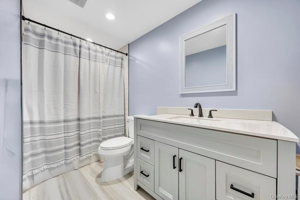 #17 photo, 211 Birchwood Road, Medford , NY 11763