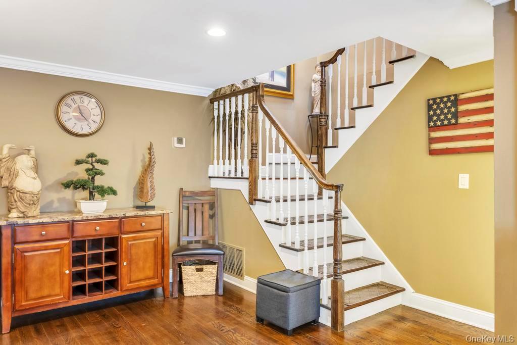 #8 photo, 211 Birchwood Road, Medford , NY 11763