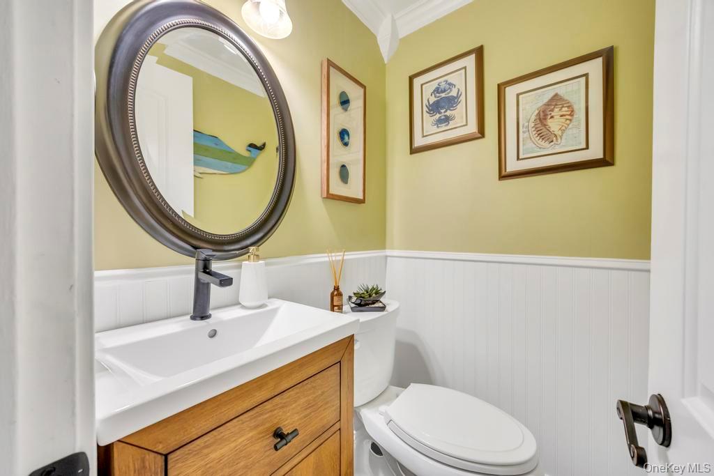 #9 photo, 211 Birchwood Road, Medford , NY 11763