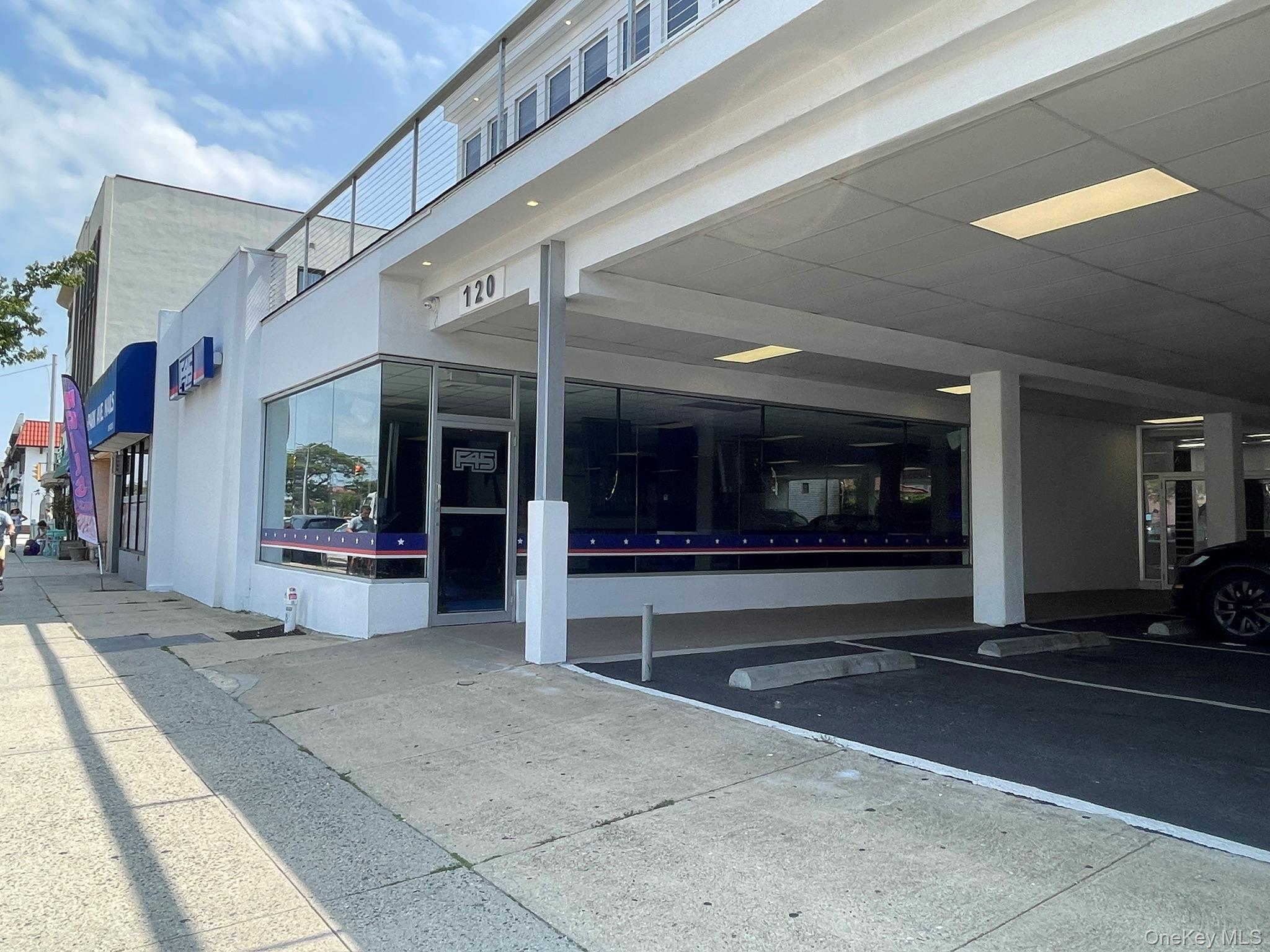 #9 photo, 120 W Park Avenue, Long Beach , NY 11561