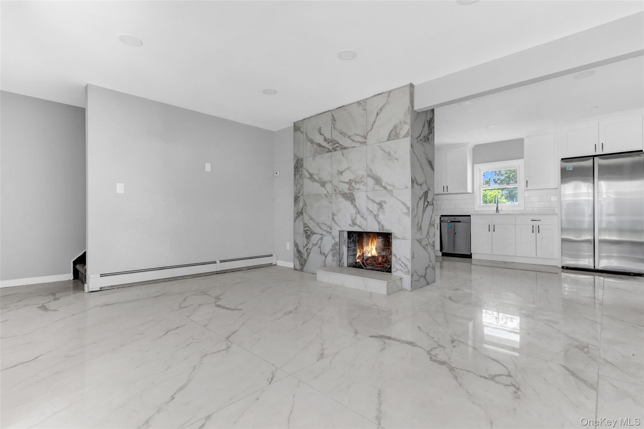 #1 photo, 17 Windmill Lane, Нассау ‖ Levittown , NY 11756