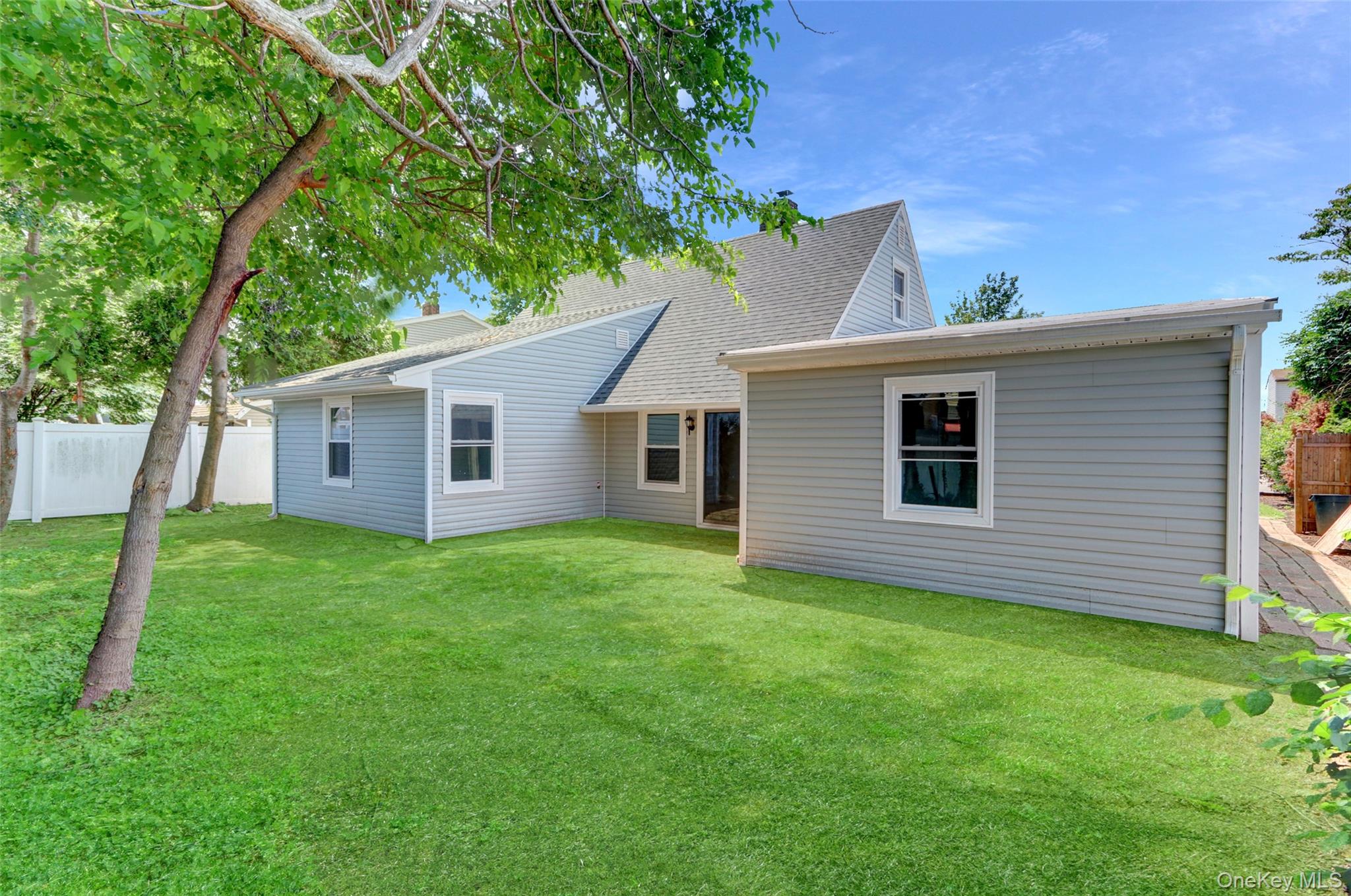 #15 photo, 17 Windmill Lane, Нассау ‖ Levittown , NY 11756