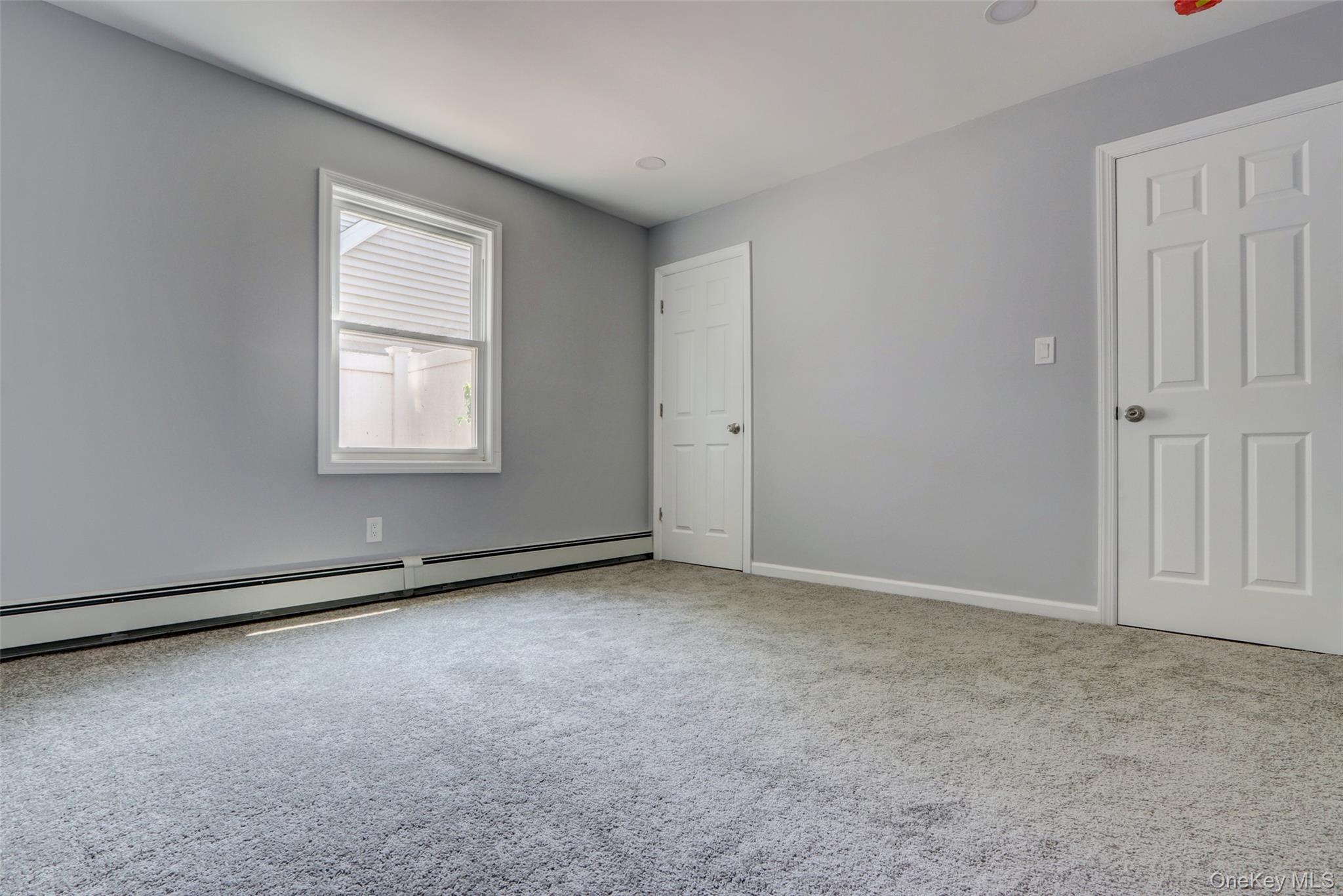 #3 photo, 17 Windmill Lane, Нассау ‖ Levittown , NY 11756