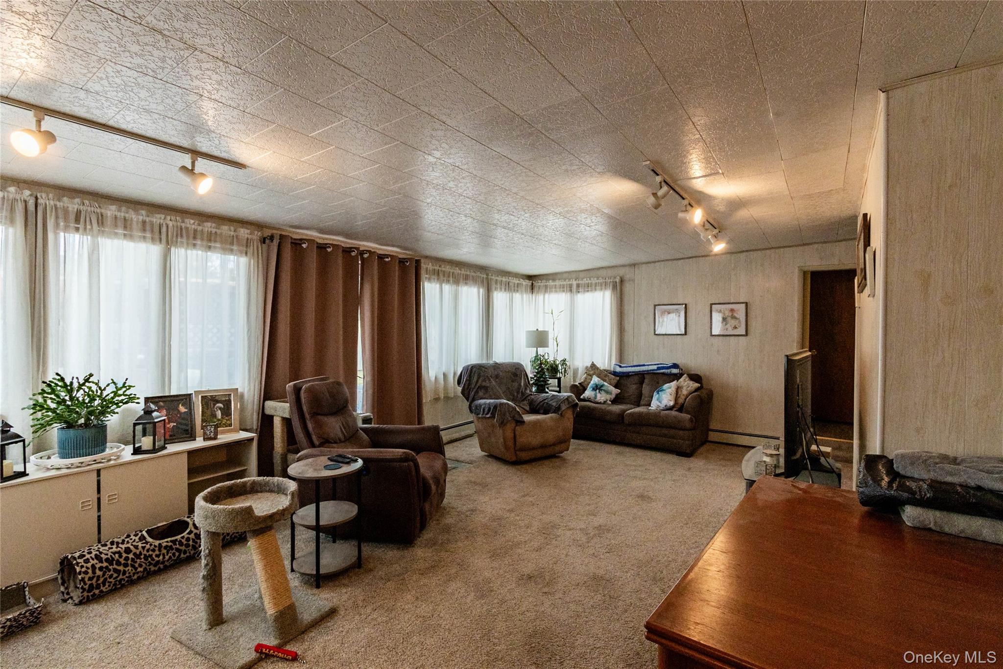 #11 photo, 7 Lico Place, Babylon , NY 11702