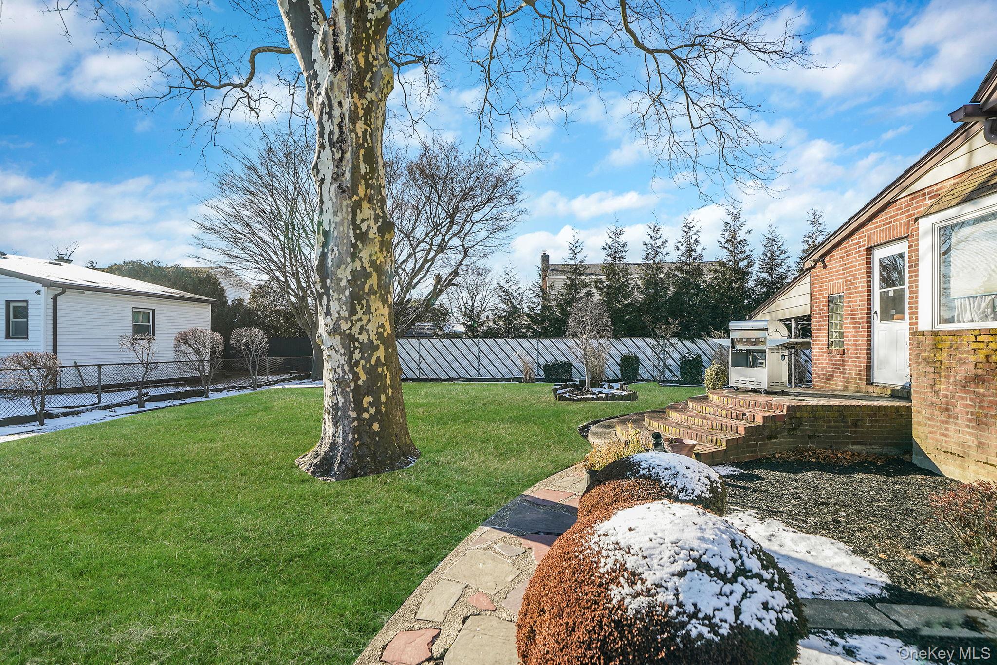 #5 photo, 34 Pine Acres Boulevard, Deer Park , NY 11729