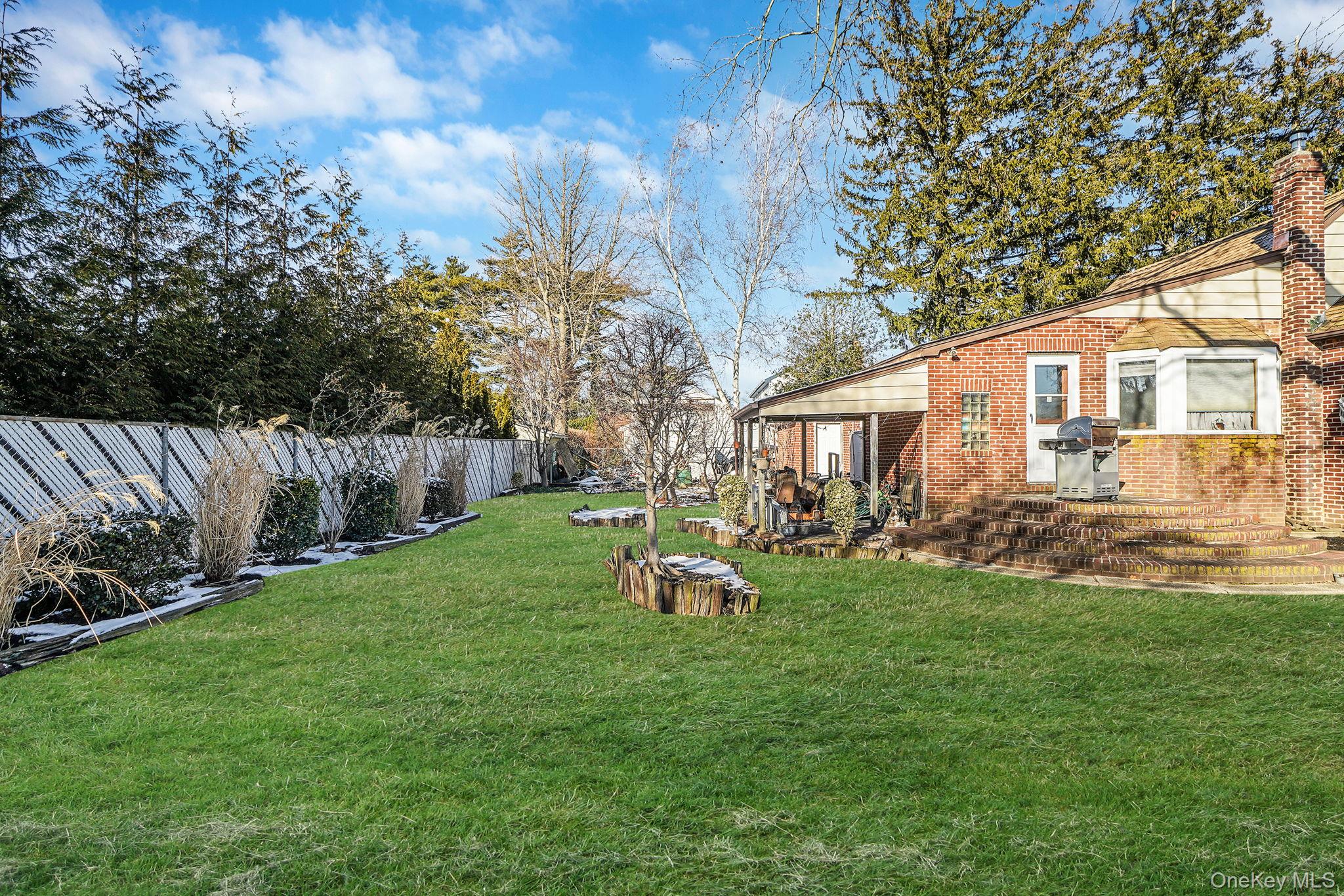 #6 photo, 34 Pine Acres Boulevard, Deer Park , NY 11729